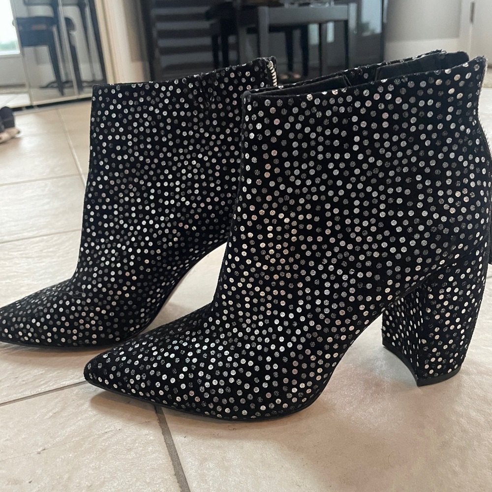 Kenneth Cole Black and Silver Ankle Booties